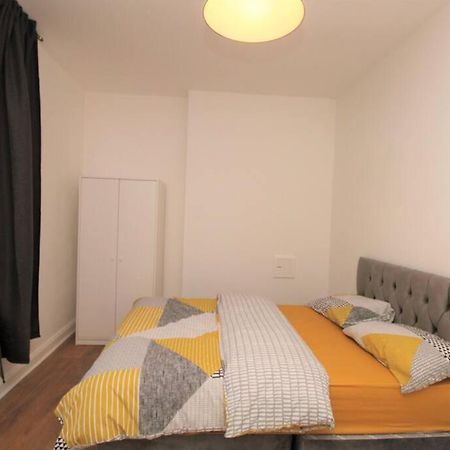 Апартаменты Ideal 2 Bed Flat Close To City Лондон Экстерьер фото